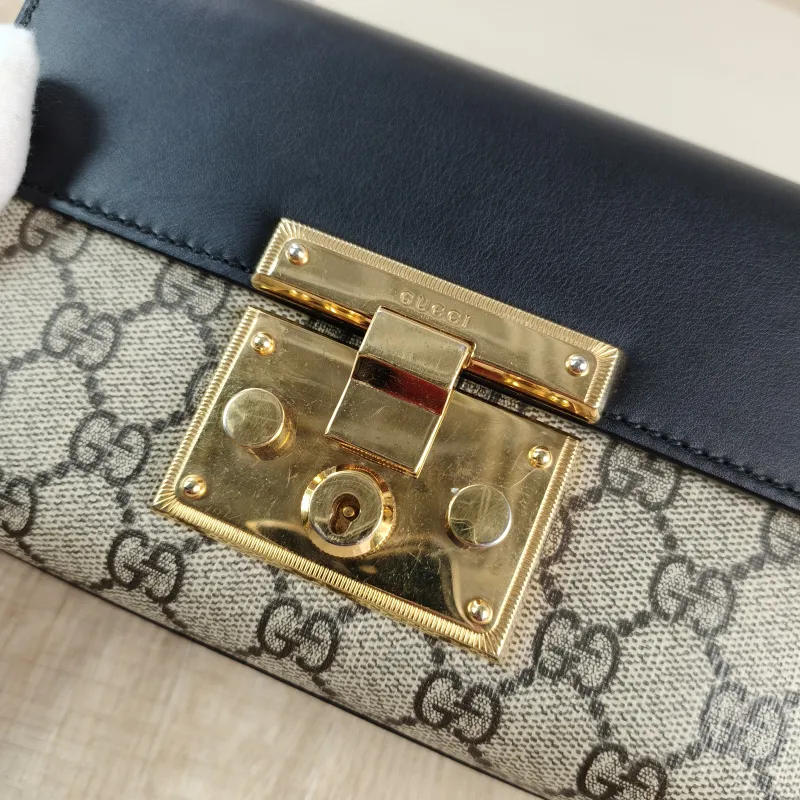 GUCCI Crossbody Bag Padlock Monogram PVC Small 20.5 × 7.5 × 13 cm — detail view 9 of 11