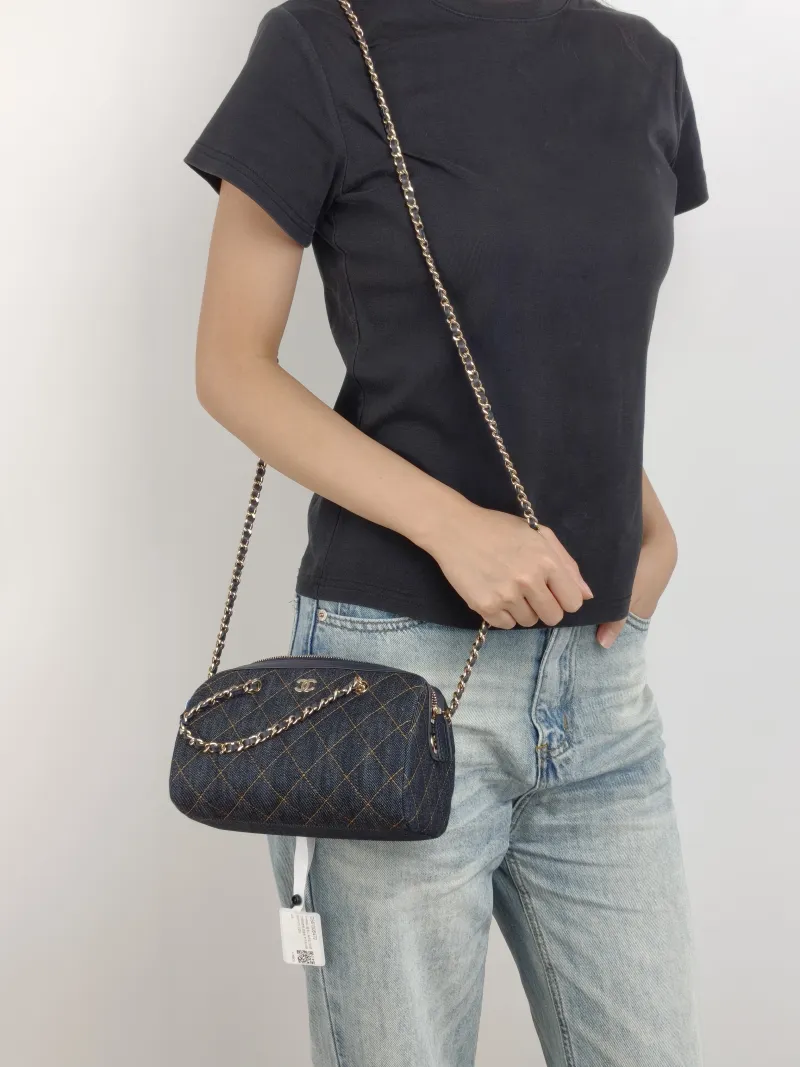 Chanel Crossbody Bag 26p Crossbody Bag Navy One Size 18.5 × 11 × 11.5 cm — on-model view 2 of 3