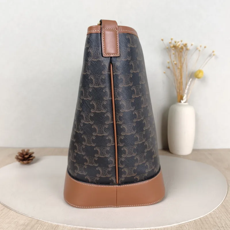 CELINE Crossbody Bag Triomphe Bucket Bag Monogram PVC Medium 24 × 18 × 27 cm — detail view 4 of 10