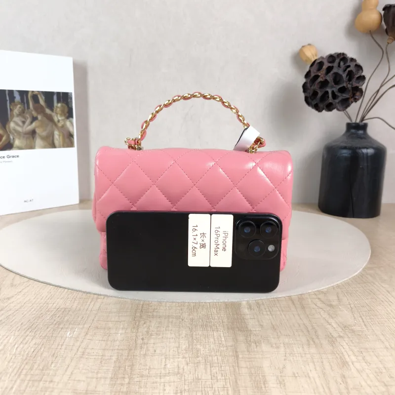 Chanel Crossbody Bag Pink Lambskin One Size 20 × 5 × 13 cm — cover view 3 of 5