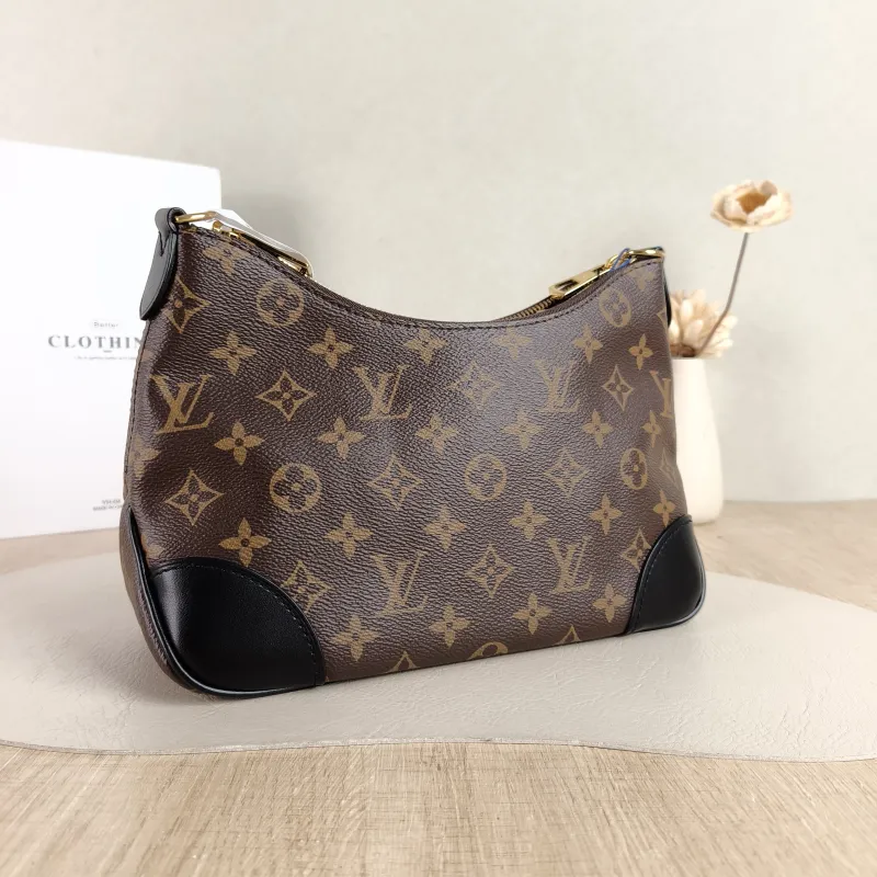 Louis Vuitton Crossbody Bag Boulogne PVC Small 26 × 9.5 × 16 cm — cover view 4 of 6