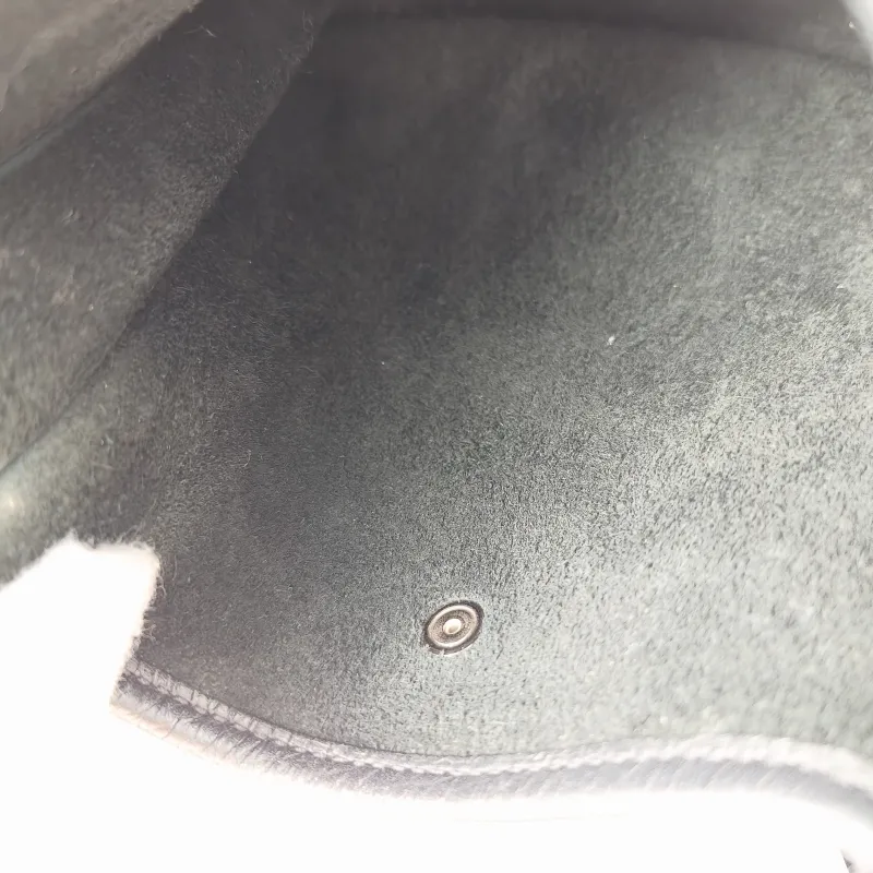 Hermès Crossbody Bag Evelyne Mini 16 Mini 16 Black TC Calfskin Mini 17 × 5.5 × 18 cm U — detail view 4 of 12