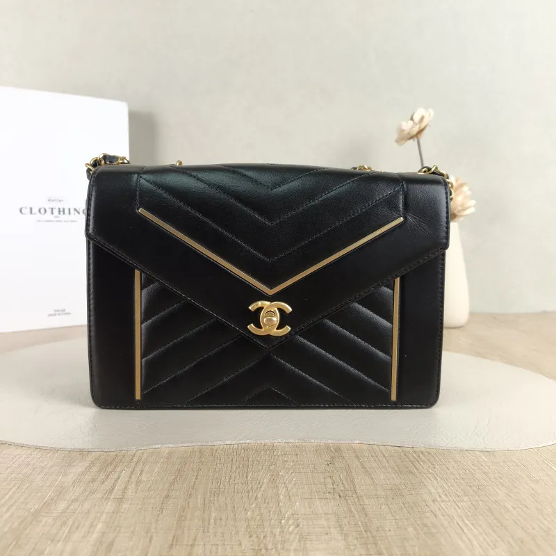 Chanel Crossbody Bag Crossbody Bag Black Lambskin One Size24 × 7 × 16 cm