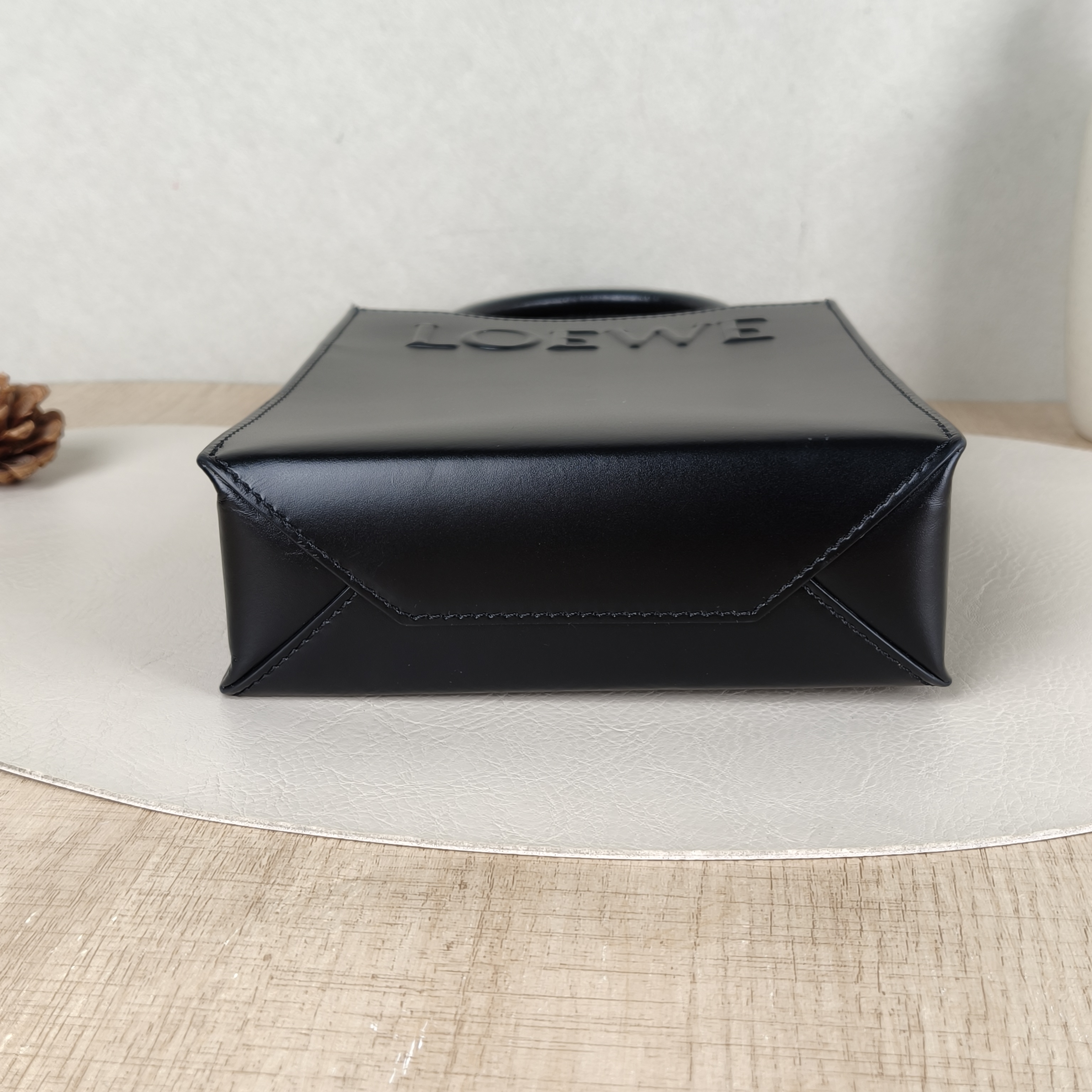 LOEWE Crossbody Bag A5 Tote Black Calfskin One Size17 × 6 × 21 cm — cover view 5 of 5