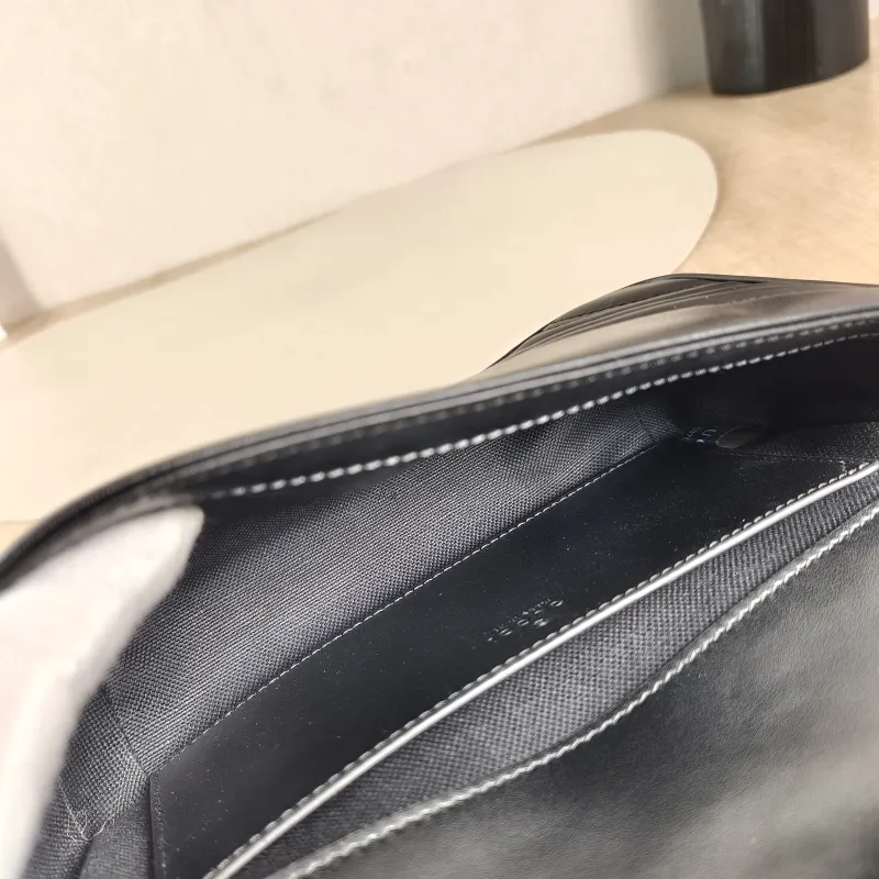 GUCCI Crossbody Bag GG Marmont So Black Marmont So Black Black CC alfskin Small 22 × 6 × 13 cm — detail view 7 of 11