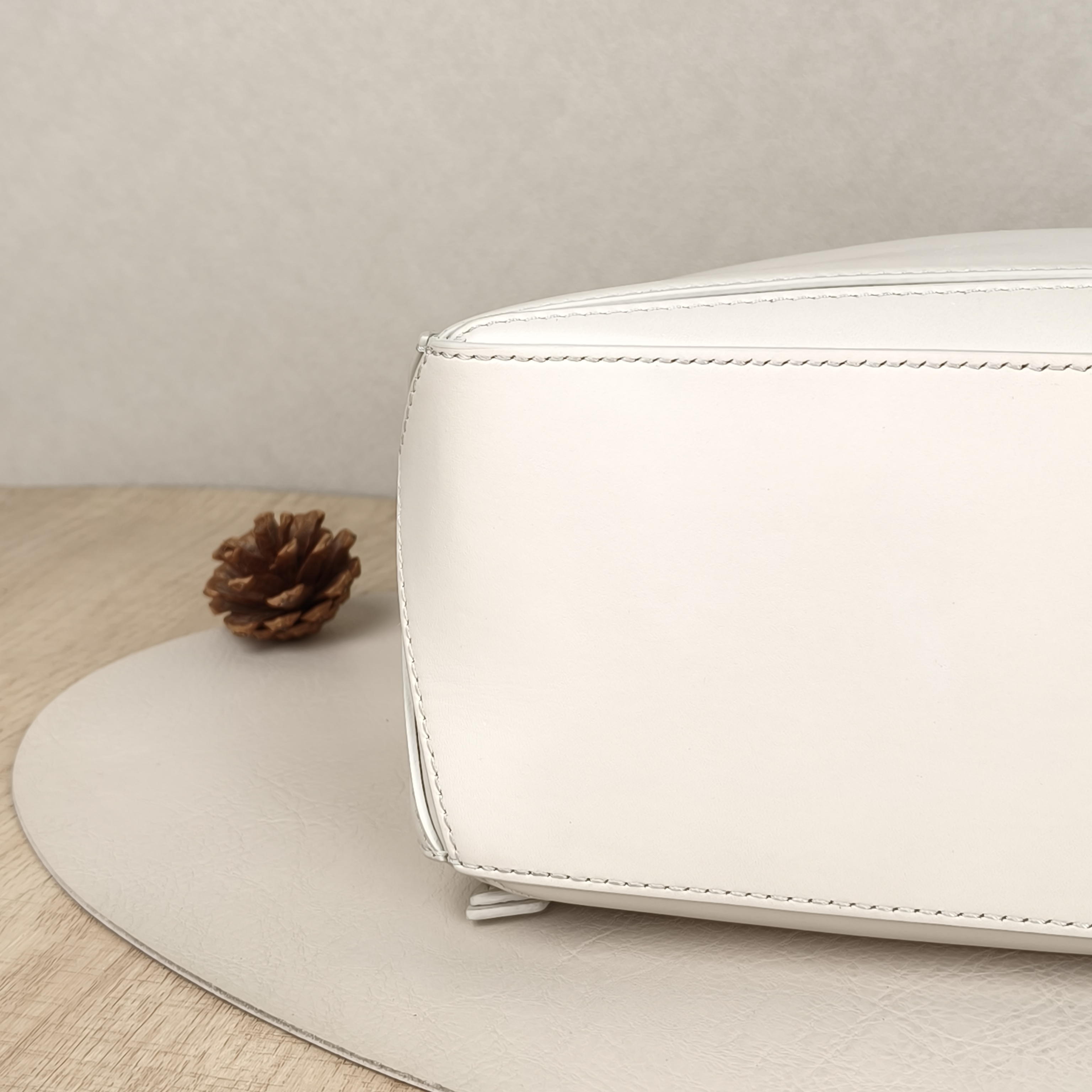 LOEWE Crossbody Bag Puzzle White CC alfskin Small24 × 10.5 × 16.5 cm — cover view 2 of 10