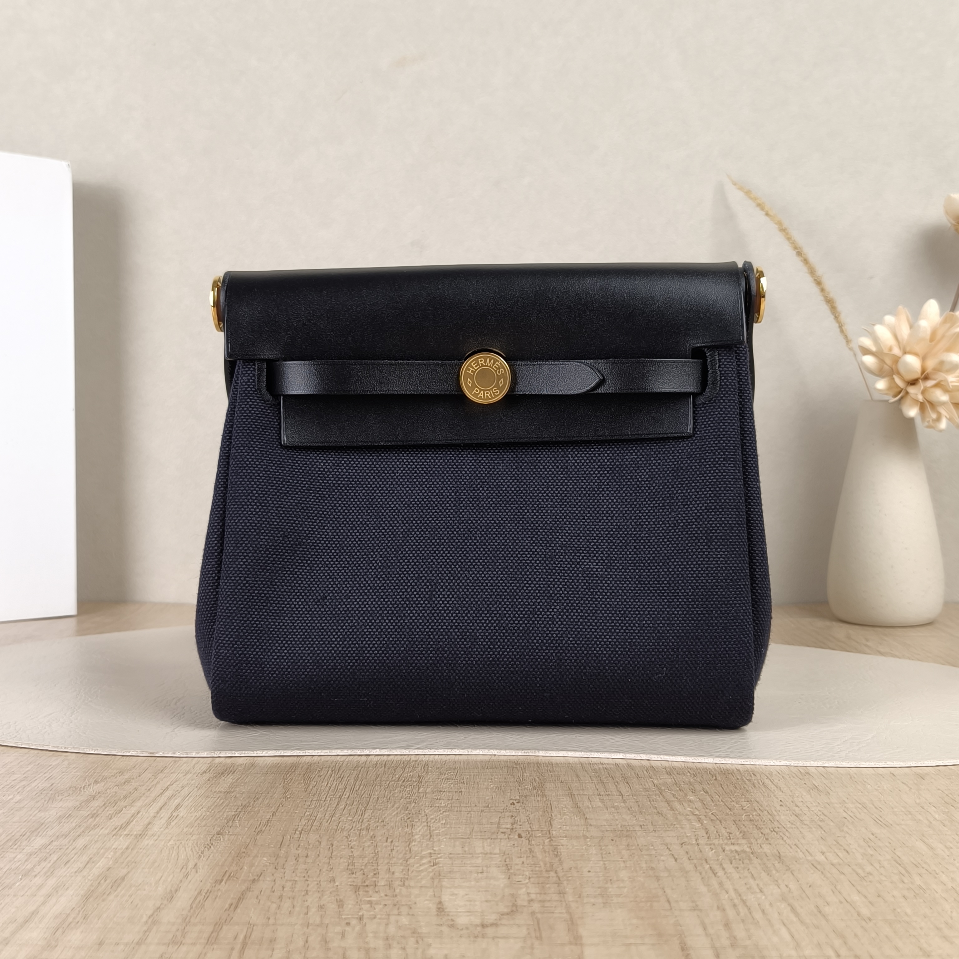 Hermès Crossbody Bag Herbag Zip 20Black Calfskin，Canvasmini20.5 × 7 × 16.5 cm