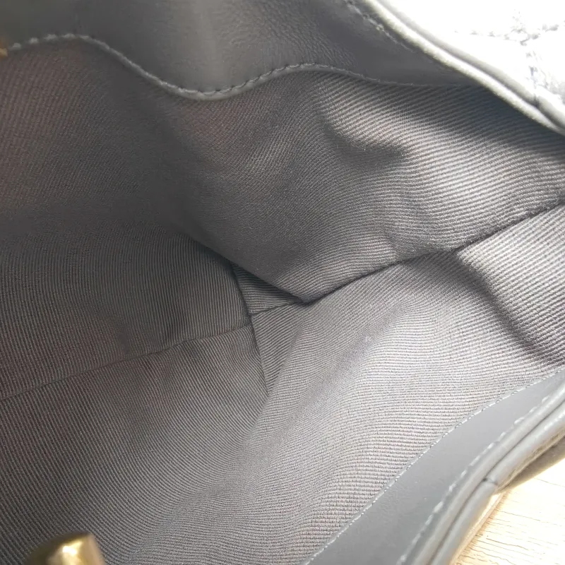 Chanel Crossbody Bag24a hobo Top Handle Crossbody Bag Grey Lambskinmini20.5 × 7 × 20 cm — detail view 10 of 11