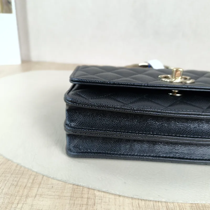 Chanel Crossbody Bag coco crush woc Black Grained Calfskin One Size 19.2 × 6 × 11 cm — detail view 4 of 15
