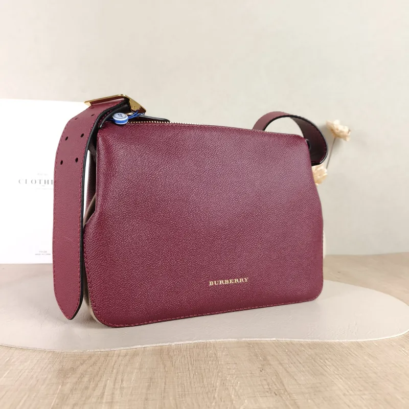 BURBERRY Crossbody Bag Crossbody Bag Red Canvas One Size27 × 9 × 21 cm — cover view 4 of 5