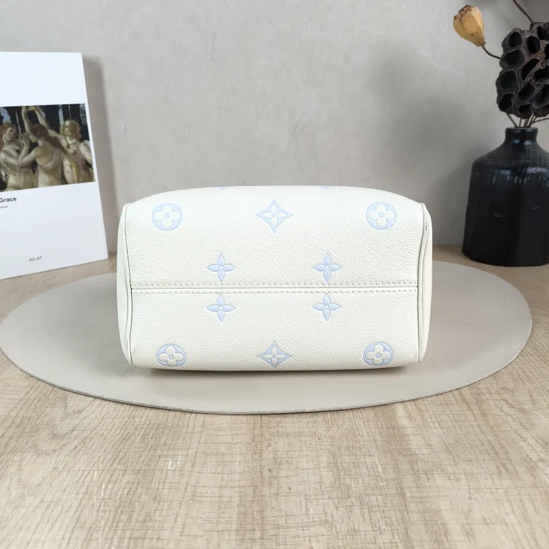 Louis Vuitton Crossbody Bag Speedy20 White · Blue Calfskin One Size 20.5 × 12 × 13.5 cm — cover view 3 of 6