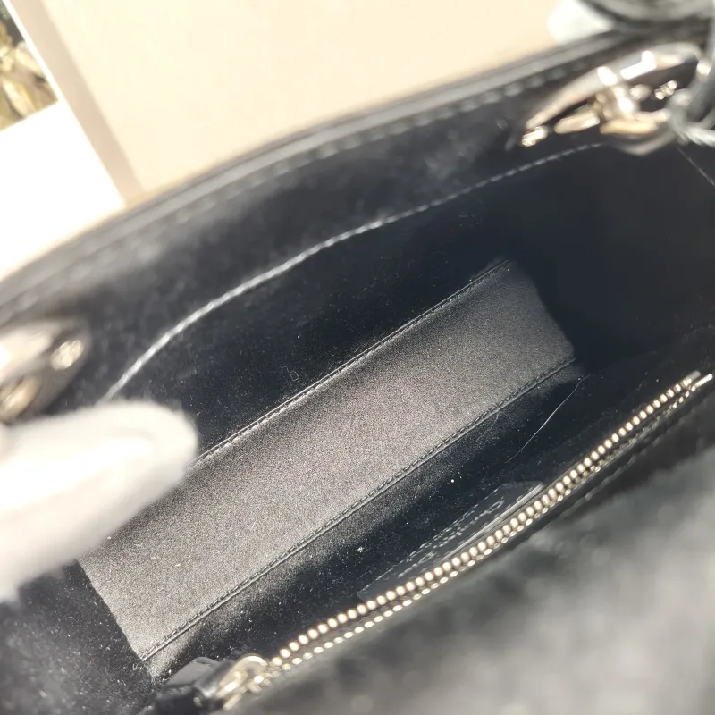 DIOR Crossbody Bag Lady Lady Dior Bag Black mini17 × 7 × 15 cm — detail view 11 of 13