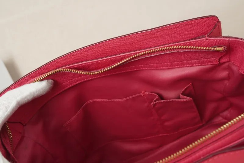 FERRAGAMO Pink Calfskin · Shoulder Strap · 27 × 12 × 21 cm — detail view 4 of 16