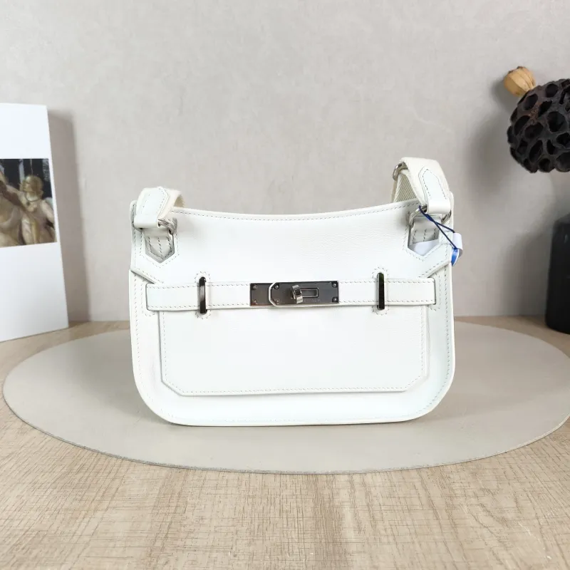 Hermès Crossbody Bag Jypsiere 23 01Blanc White Swift Calfskin Mini 23 × 5 × 17 cm W