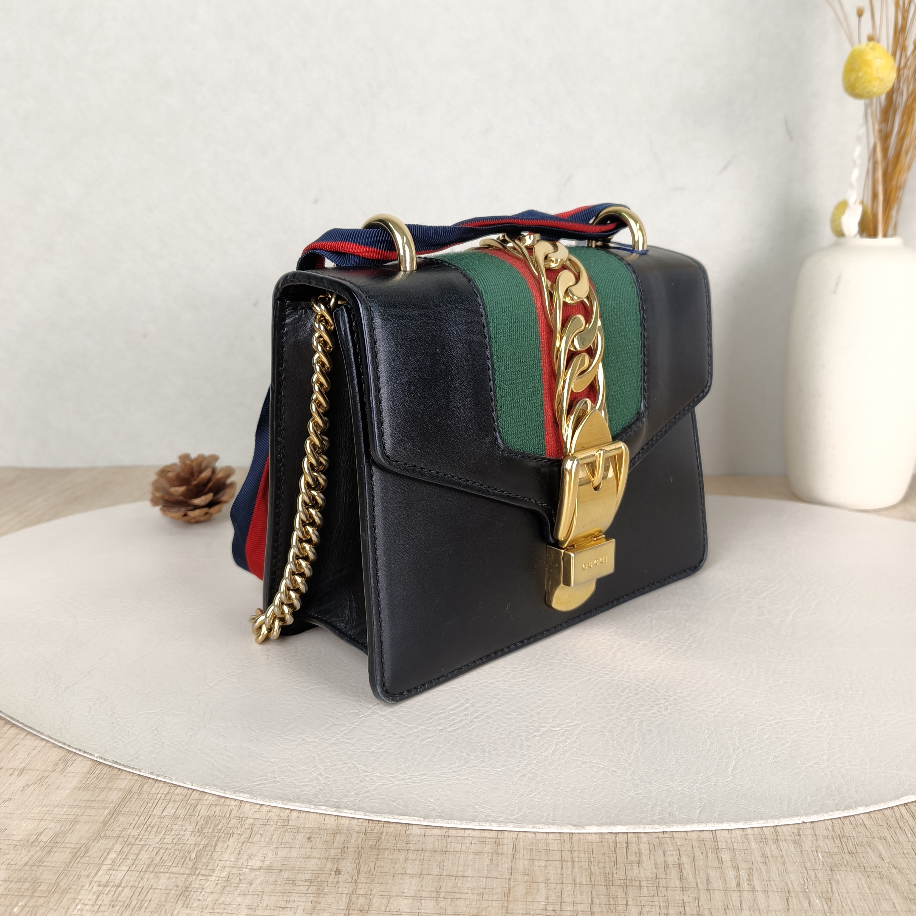 GUCCI Shoulder Bag Sylvie Shoulder Strap Edition Black CC alfskinmini19 × 8 × 14 cm — cover view 2 of 5