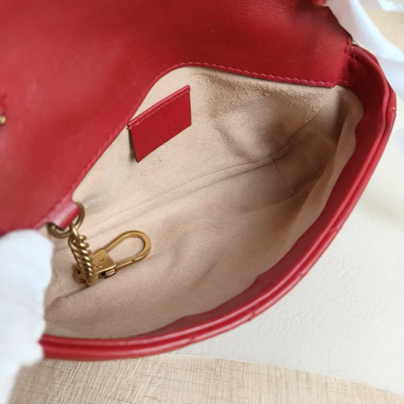 GUCCI Crossbody Bag GG Marmont Mini Marmont Mini Red Calfskinmini16.5 × 4.5 × 9.5 cm — detail view 12 of 12