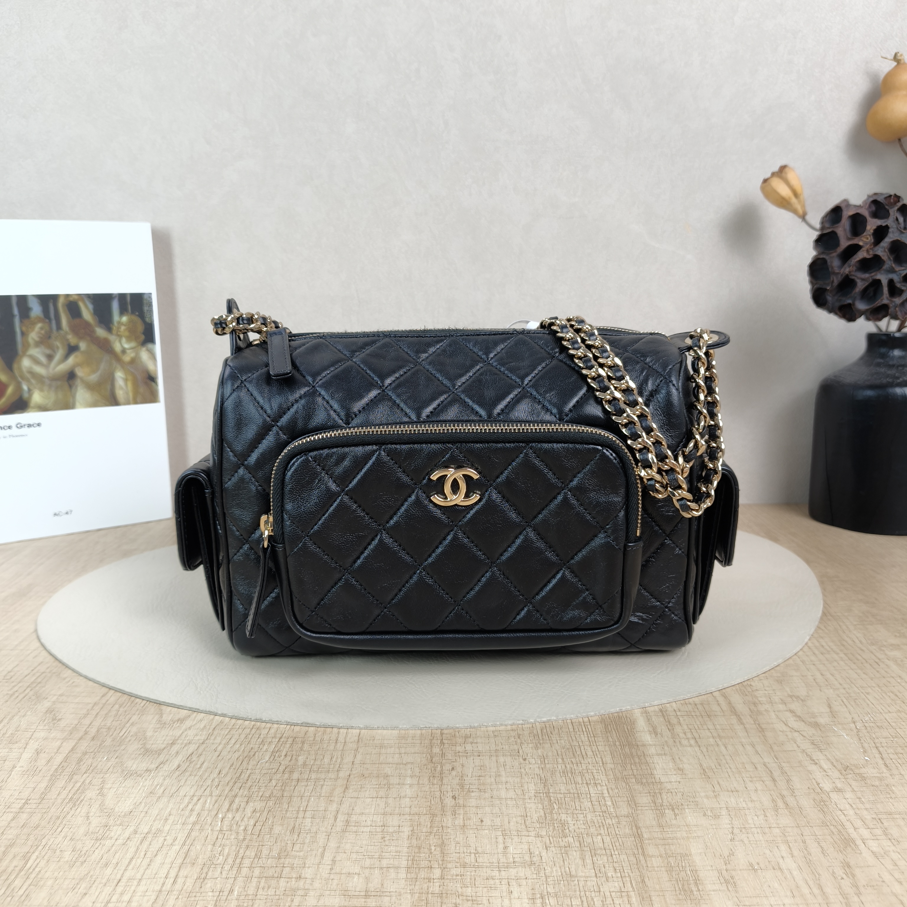 Chanel Crossbody Bag Camera Bag Black Lambskin One Size24 × 17 × 18 cm
