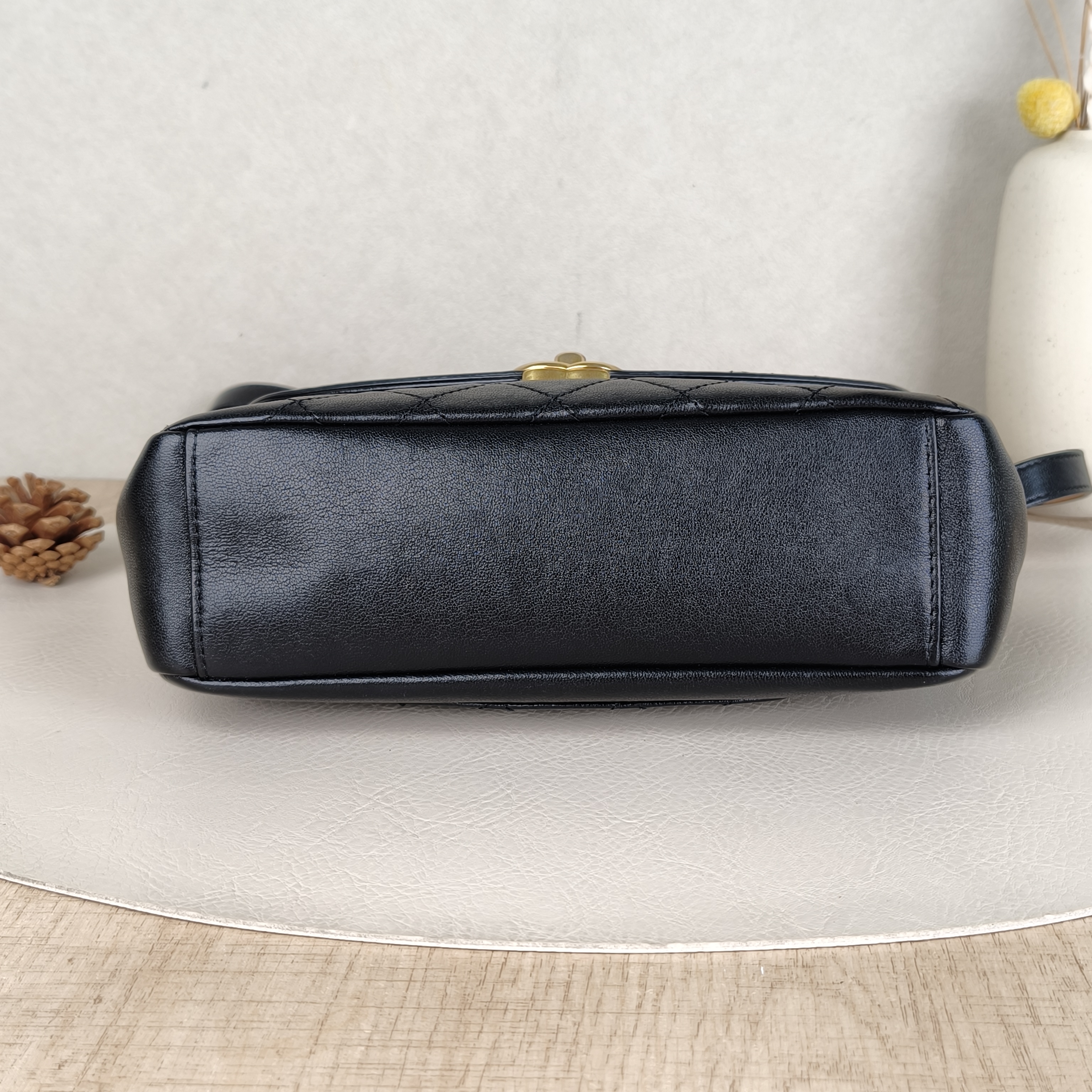 Chanel Pre-Owned Bag · DS60706642 — cover view 3 of 5