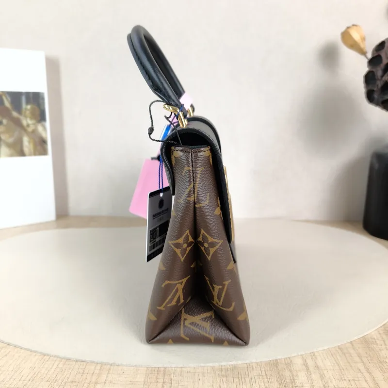 Louis Vuitton Crossbody Bag Locky BB Black PVCBB20 × 7.5 × 16 cm — detail view 12 of 12