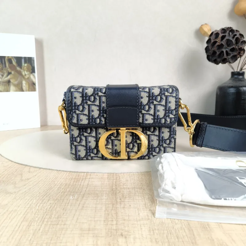 DIOR Crossbody Bag30Montaigne 30 Box Box Blue Canvasmini17.5 × 5 × 11.5 cm — cover view 6 of 6