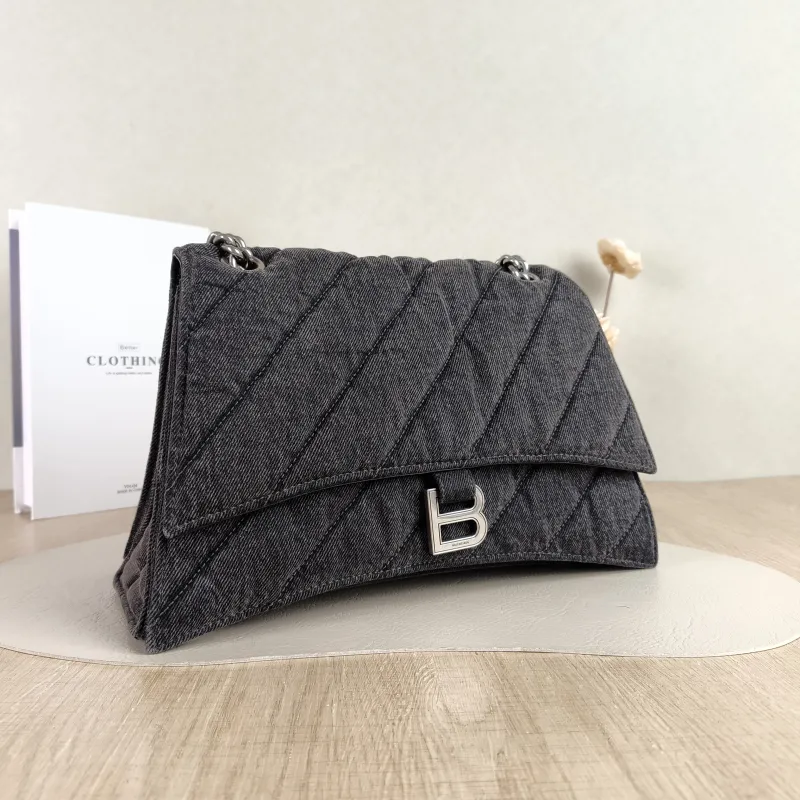 BALENCIAGA Shoulder Bag CRUSH Chain Bag Grey Medium 30 × 13 × 20 cm — cover view 3 of 5