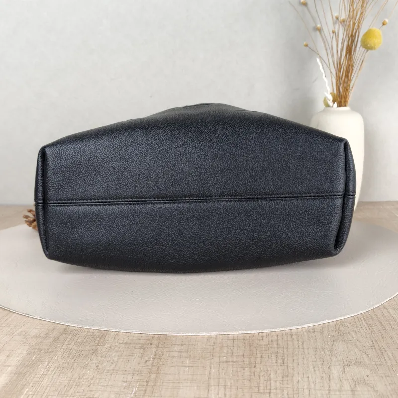 Louis Vuitton Crossbody Bag BUNDLE Black Empreinte Embossed Calfskin Monogram Medium28 × 11.5 × 20 cm — cover view 5 of 5
