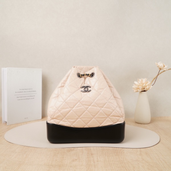 Chanel Backpack Small Beige Black Calfskin25 · Authenticity Card · 22.5 × 10.5 × 23 cm