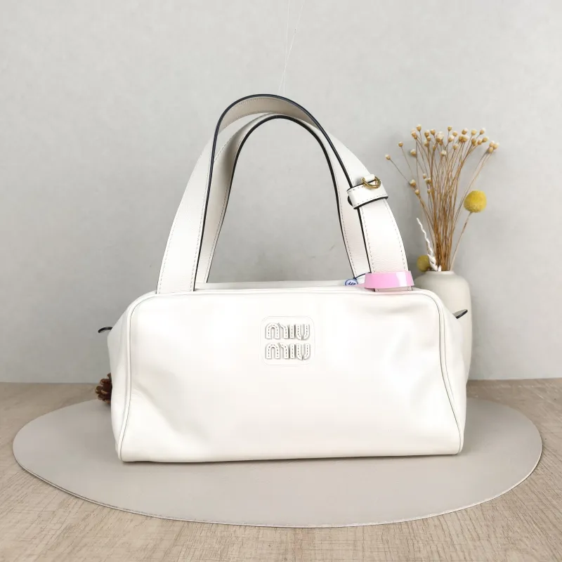Miumiu Top Handle Bag Top Handle Bag White 28 × 13 × 15 cm