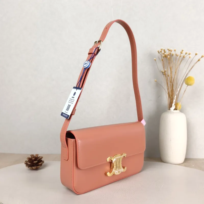 CELINE Shoulder Bag CLAUDE Shoulder Strap Edition Red Calfskin Medium 20.5 × 4 × 11.5 cm — cover view 2 of 5