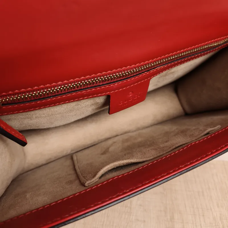 GUCCI Crossbody Bag Sylvie Shoulder Strap Edition Red Calfskin Small25.5 × 8 × 17 cm — detail view 4 of 12