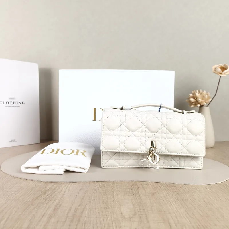 DIOR Shoulder Bag My Chain Bag White Lambskin mini21 × 4.5 × 11.5 cm — cover view 3 of 6