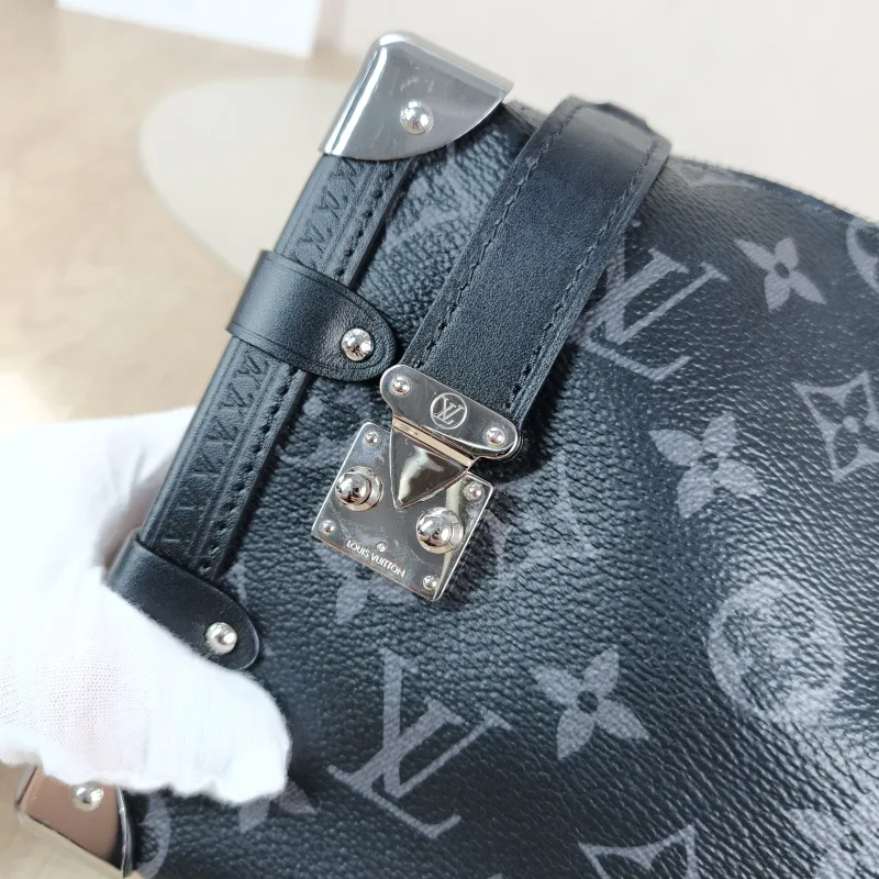 Louis Vuitton Crossbody Bag Side Trunk East West Box Monogram PVC Medium 28 × 7 × 15 cm — detail view 3 of 12