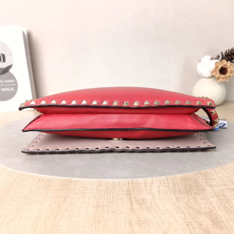 Valentino Clutch Clutch Red Lambskin One Size28 × 2 × 17 cm — cover view 5 of 5