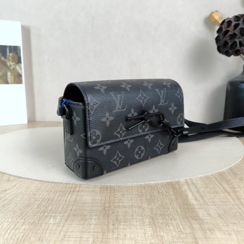 Louis Vuitton Crossbody Bag Steamer Box Monogram PV Cmini18 × 6.5 × 11 cm — cover view 3 of 6