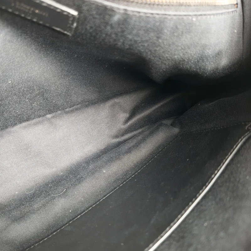 SAINT LAURENT Crossbody Bag Niki D Waxed Leather Calfskin Large 32 × 9 × 23 cm — detail view 10 of 13
