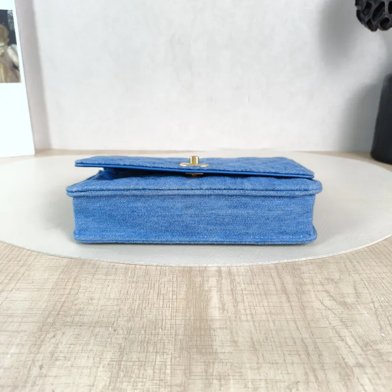 Chanel Crossbody Bag Classic Flap WOC CF WOCWOC Bag Mini 19.2 × 3.5 × 12.3 cm — cover view 4 of 6
