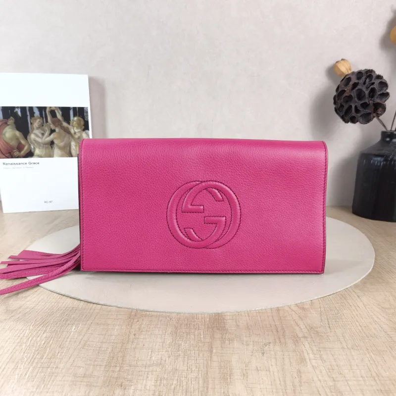 GUCCI Clutch Clutch Red Calfskin 29 × 4 × 15 cm