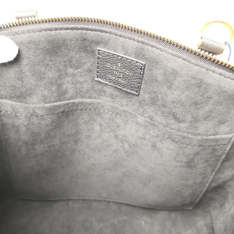 Louis Vuitton Crossbody Bag PETIT PALAIS Tote Bag Monogram Empreinte Embossed Calfskin Small 29 × 12.5 × 18 cm — detail view 12 of 13