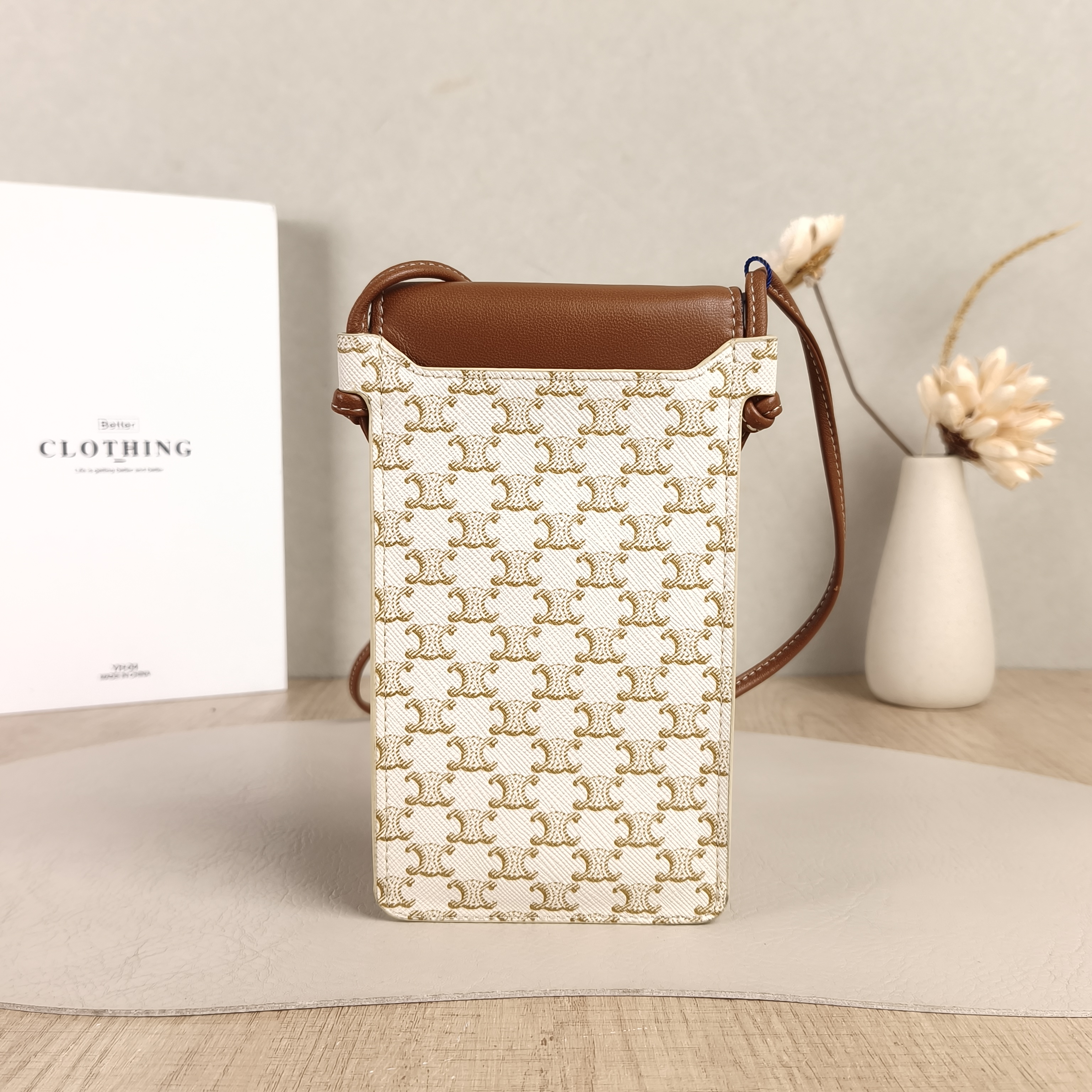 CELINE Crossbody Bag Triomphe White PV Cmini10 × 2 × 18 cm — cover view 4 of 4