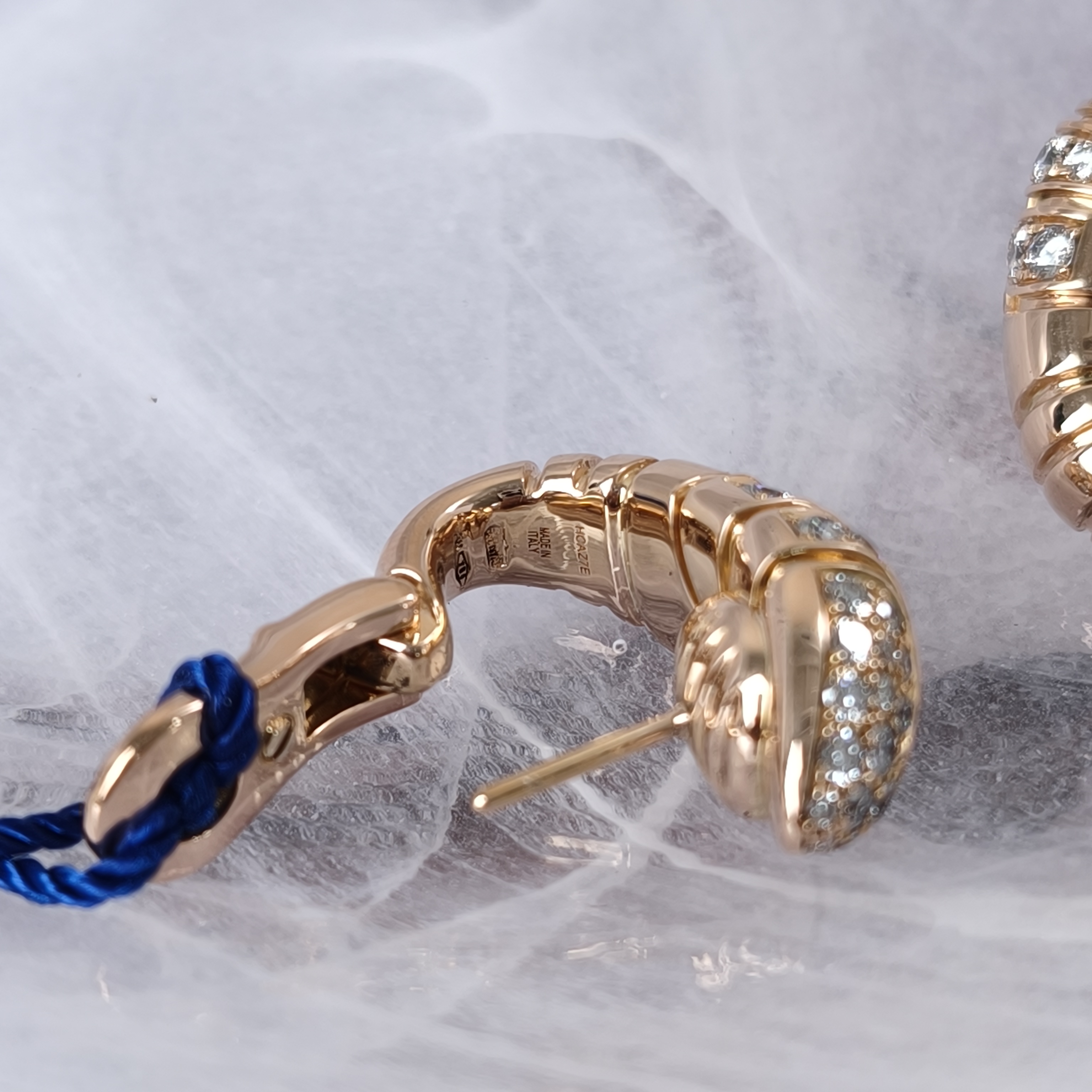 Bvlgari Earrings Serpenti Collection Earrings Gold18K Diamond One Size — cover view 4 of 11