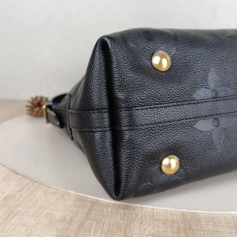 Louis Vuitton Crossbody Bag Carryall Black Calfskin Small29.5 × 12 × 24 cm — detail view 1 of 10
