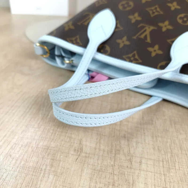 Louis Vuitton Crossbody Bag NEVERFULL INSIDE OUT BB Blue PVC · Calfskin BB 26.5 × 11 × 16.5 cm — detail view 6 of 13