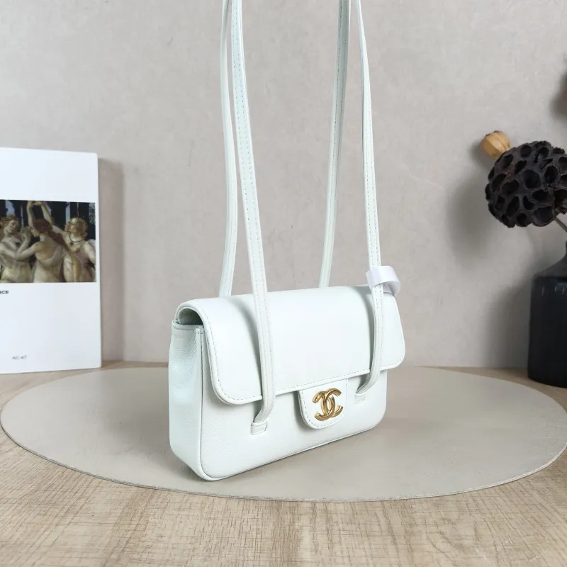 Chanel Shoulder Bag 26B preppy coco Green Calfskin Mini 17 × 5 × 11.5 cm — cover view 6 of 6