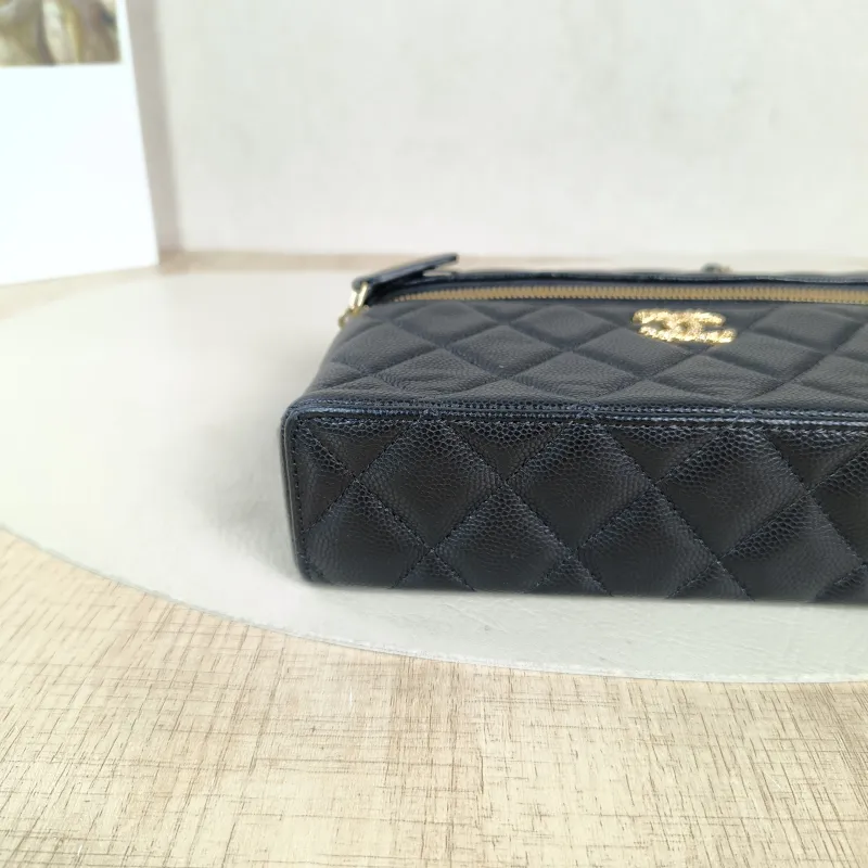 Chanel Crossbody Bag lp Box Bag Top Handle Crossbody Bag Black Grained Calfskin 19.5 × 5 × 12 cm — detail view 8 of 12