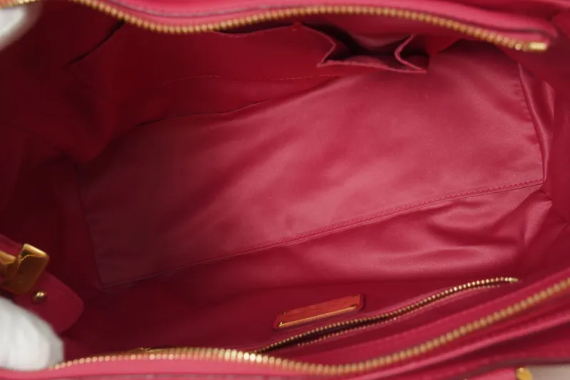 FERRAGAMO Pink Calfskin · Shoulder Strap · 27 × 12 × 21 cm — detail view 6 of 16
