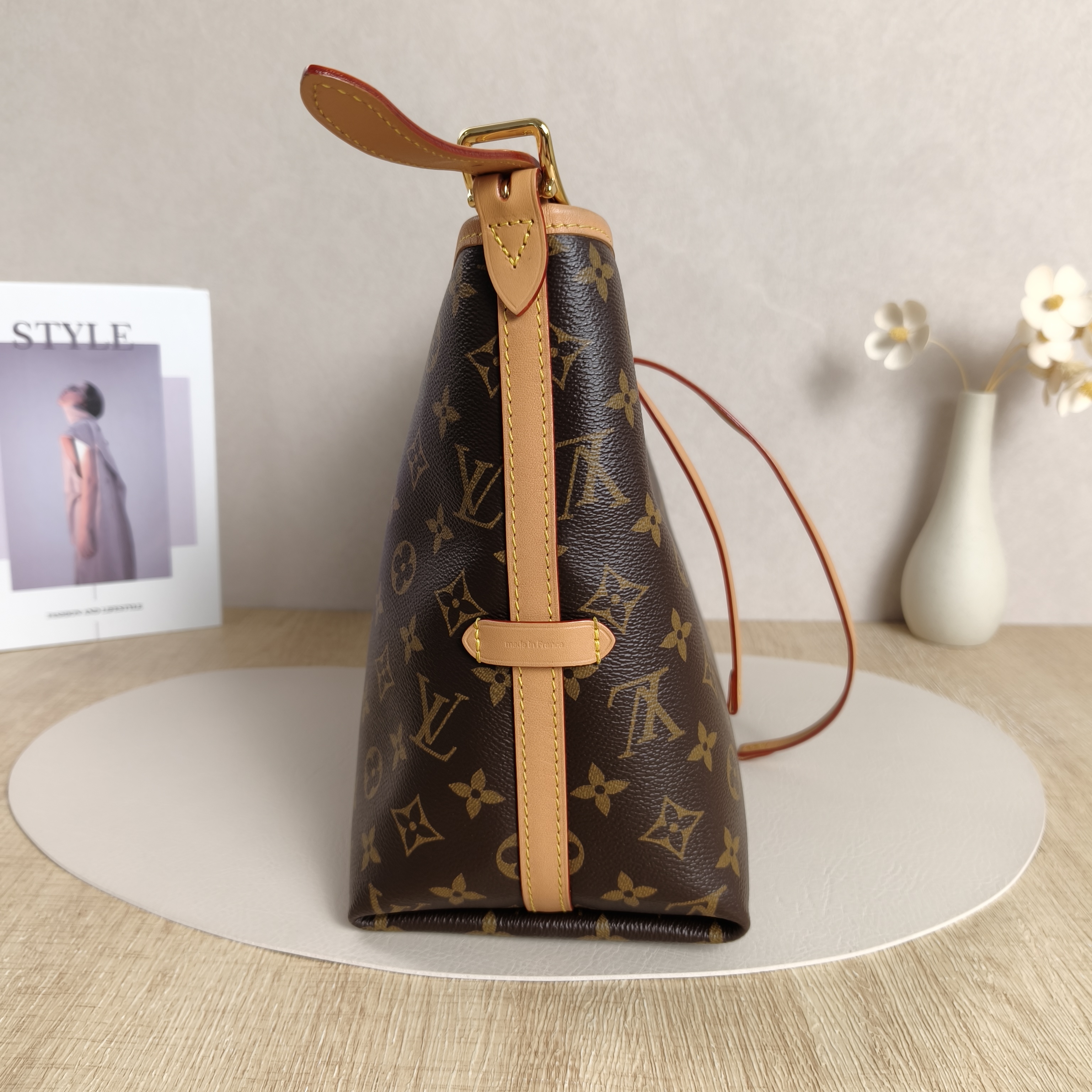 Louis Vuitton Crossbody Bag Carryall Monogram PVC Small29 × 12 × 24 cm — cover view 6 of 11