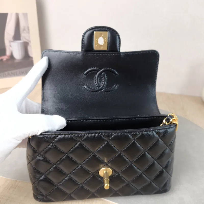 Chanel Crossbody Bag 25p Top Handle Crossbody Bag Black Lambskin Small 22 × 6 × 11.5 cm — detail view 6 of 14
