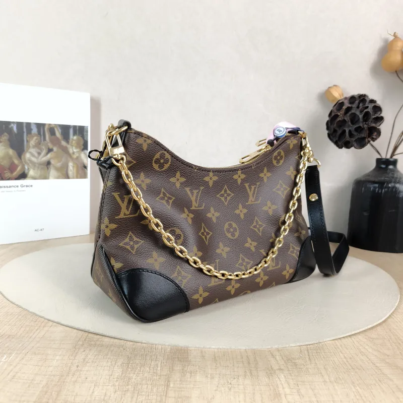 Louis Vuitton Crossbody Bag Boulogne PVC Small 26 × 9.5 × 16 cm — cover view 4 of 5