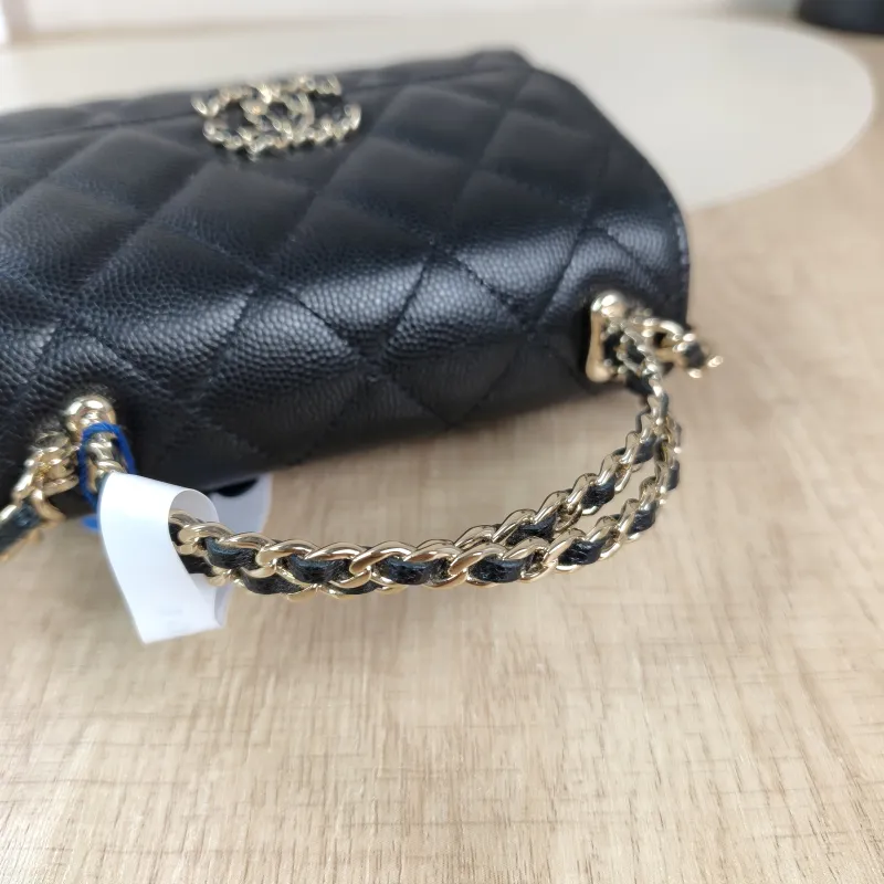 Chanel Crossbody Bag kelly Black Grained Calfskin nano 15 × 5 × 11 cm — detail view 3 of 13