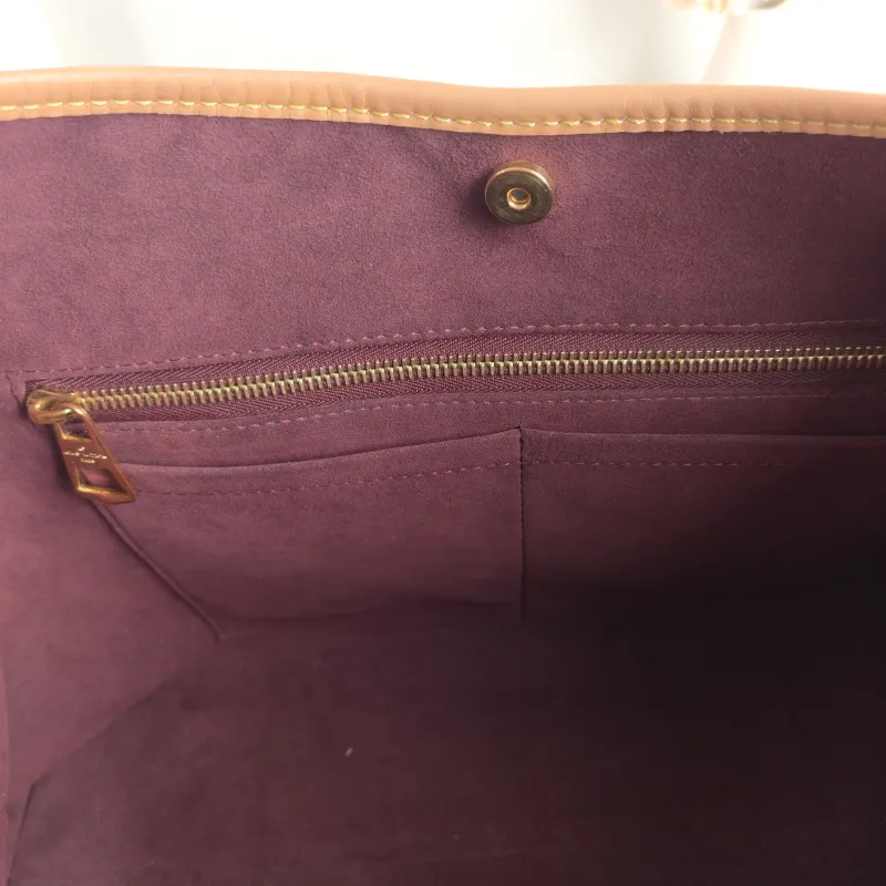Louis Vuitton Crossbody Bag Carryall Monogram PVC Medium 39 × 15 × 30 cm — detail view 9 of 12